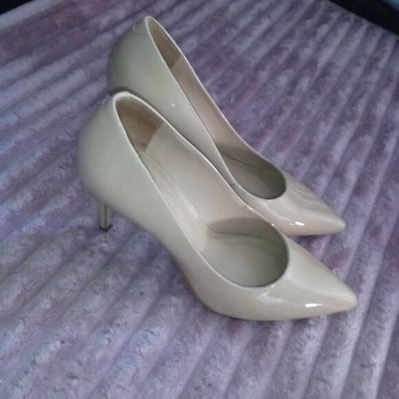 Perfect condition Rebecca Allen nude point heels - Picture 1 of 3